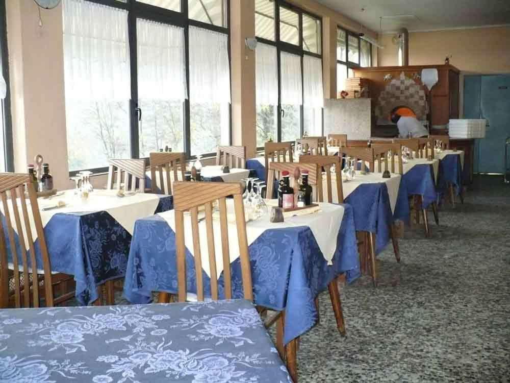 Hotel Olivi Salò Dış mekan fotoğraf